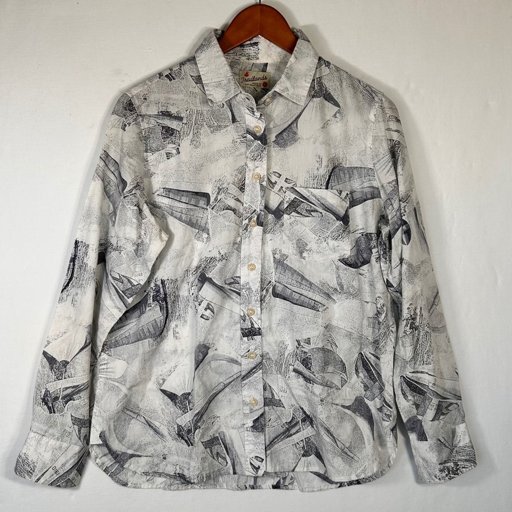 Tradlands Womens Large White Gray Sailboat Print Cotton Button Down Shirt L